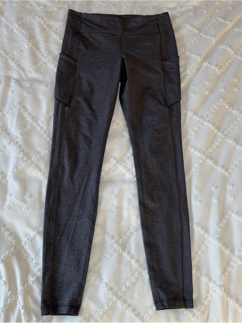 Lululemon 28” Speed Up Tight *Full-On Luxtreme Luon Knit Black Heathered Gray 8